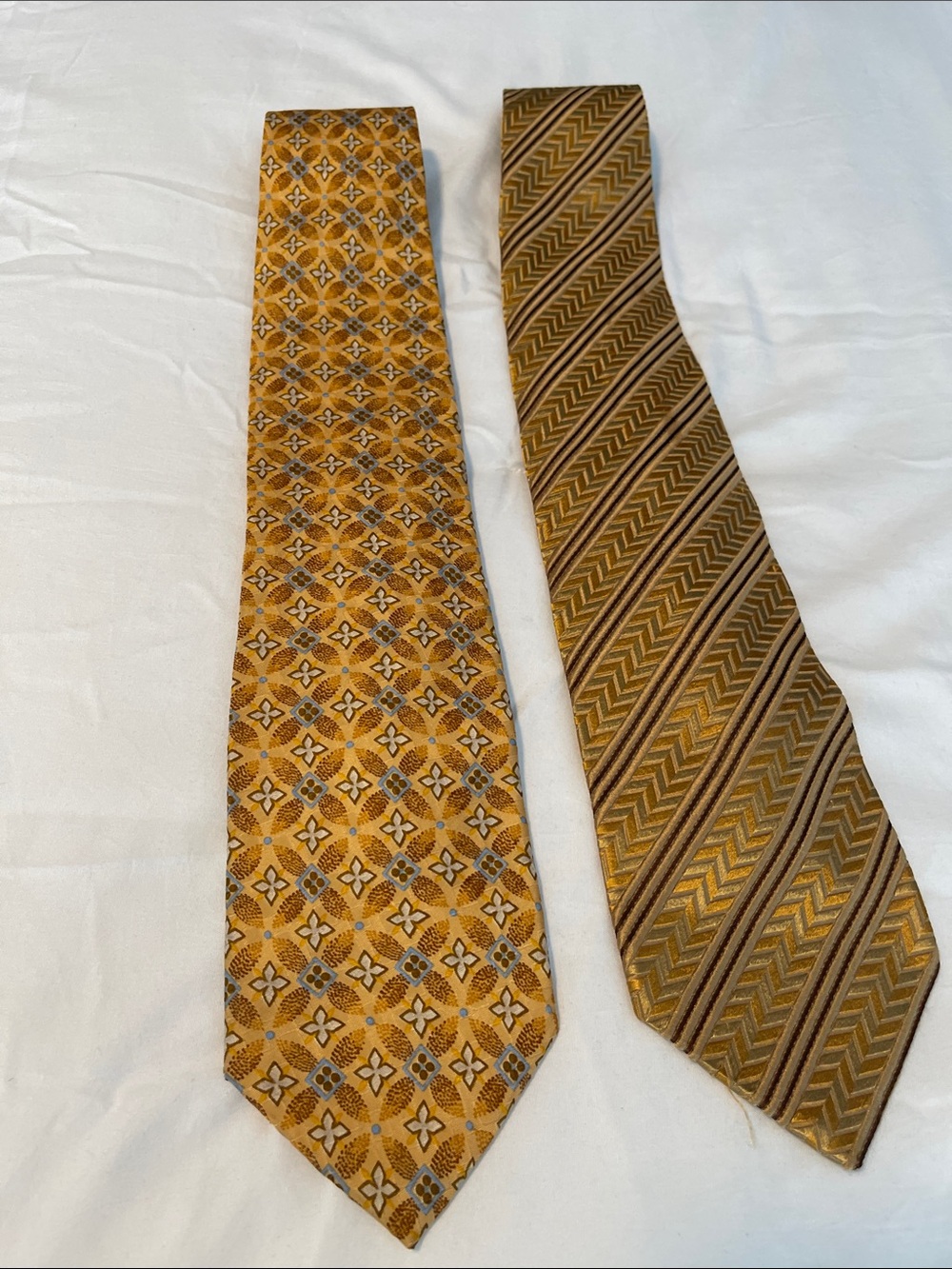 Ermenegildo Zegna Mustard Gold Patterned Silk Tie